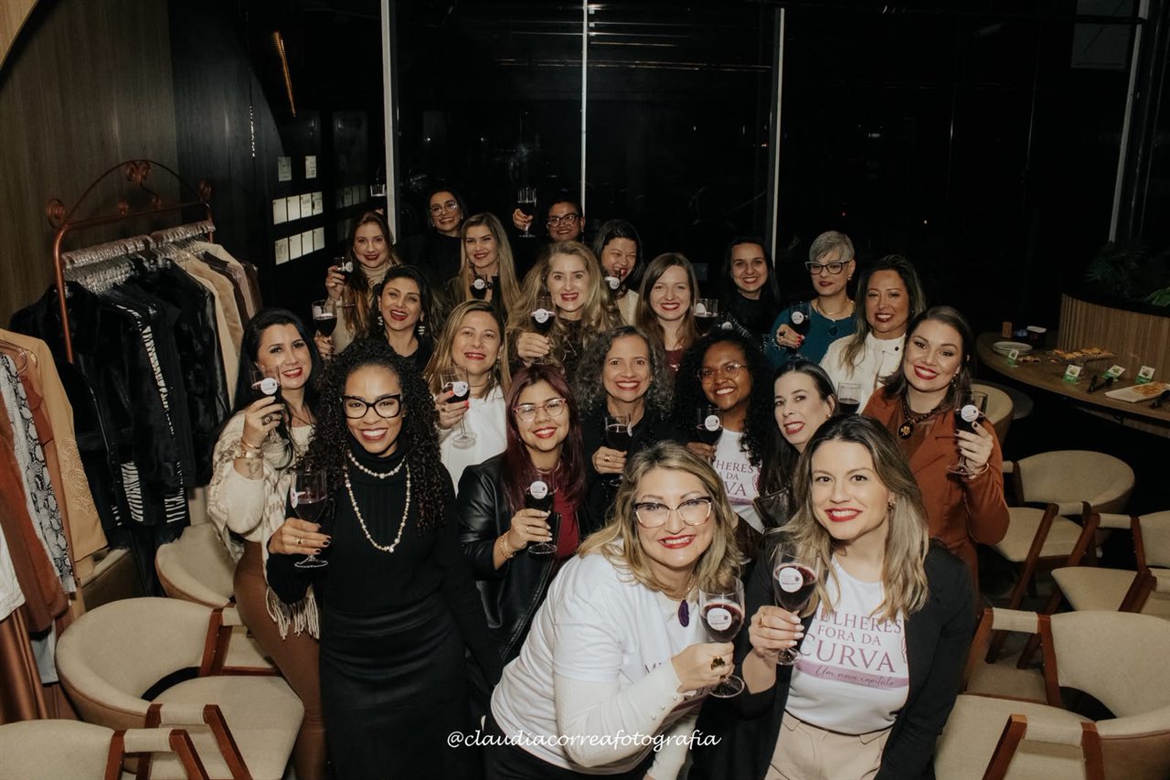 Encontro da comunidade Mulheres Fora da Curva